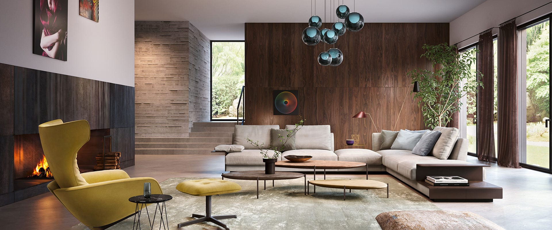 Ein modernes Wohnzimmer mit einem Sektionssofa, einem gelben Loungesessel, einem Kamin, runden Couchtischen aus Holz, Wandkunst, großen Fenstern, Zimmerpflanzen, Hängelampen und holzgetäfelten und steinernen Wänden.