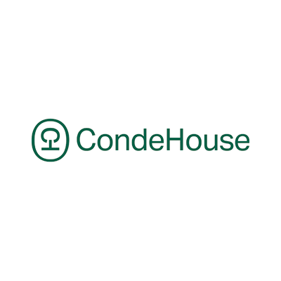 condehouse Das Bild zeigt das CondeHouse-Logo mit einem grünen, abstrakten Kreissymbol links neben dem Wort CondeHouse in grüner Schrift auf weißem Hintergrund.